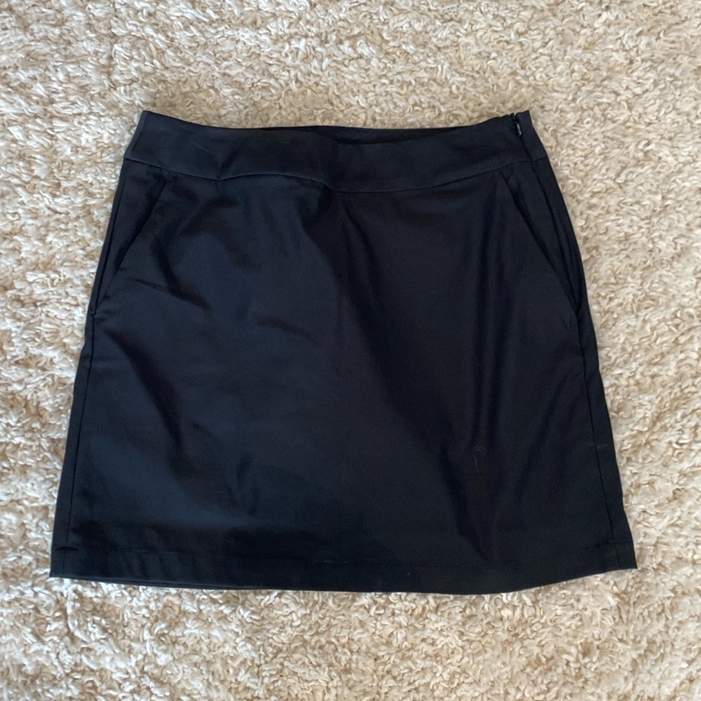 NWOT black skirt by Nike